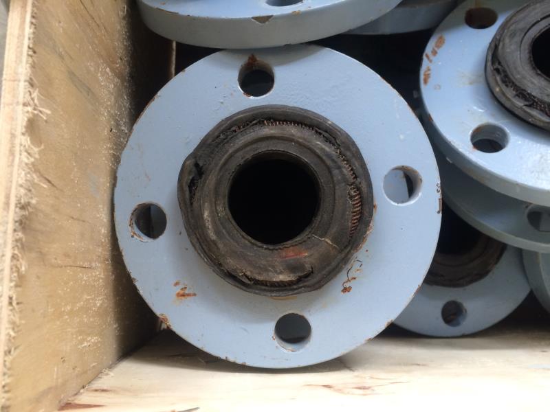Why does the leakage occur when the rubber soft joint is connected to the clamp butterfly valve?